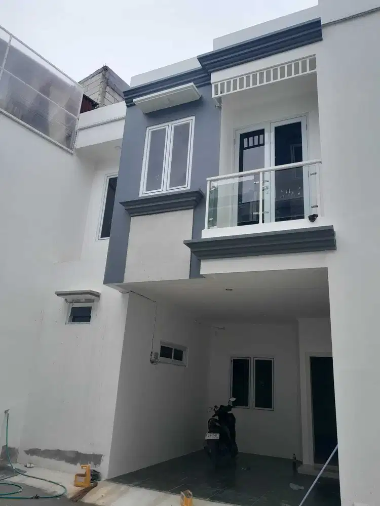 Dijual rumah baru 5 menit dr mall Grand pramuka