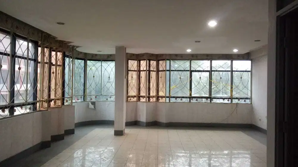 Dijual Ruko 4 Lantai di Harco Mangga Dua, Harga mendekati NJOP