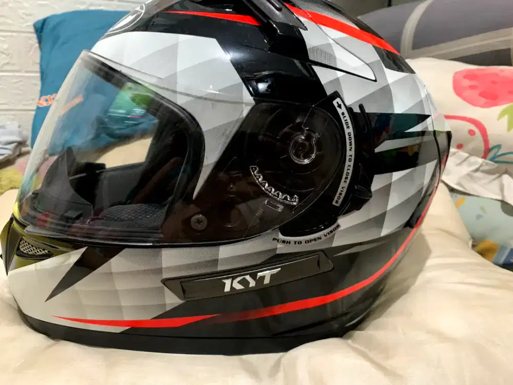 HELM NYT K2R Diamond Series