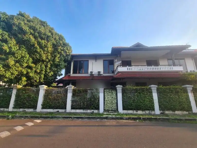Jual Rumah luas tanah 500m2 di Jl Sunter Griya Inti Sentosa Jkt Utara