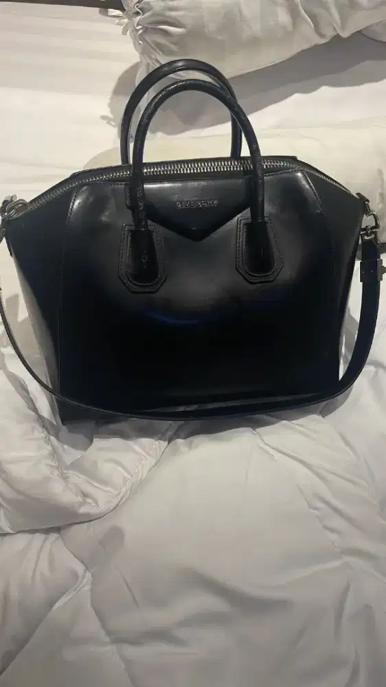 PRELOVED Givenchy Authentic kulit asli tas wanita mewah