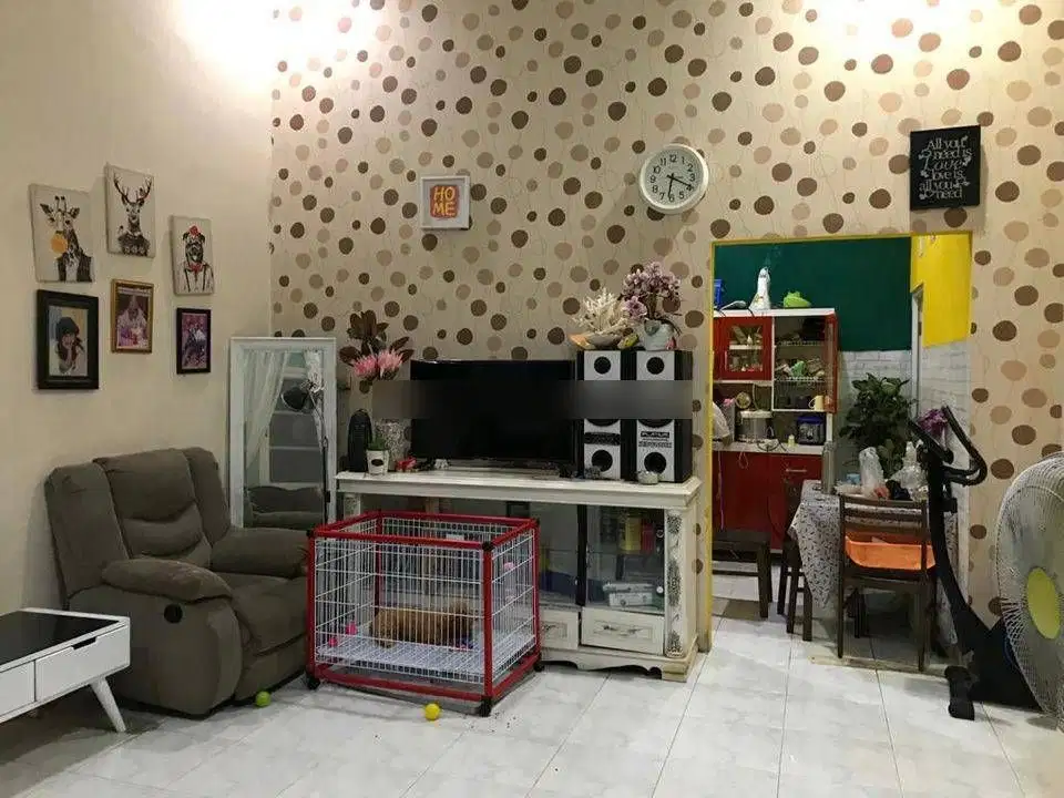 Rumah di simprug poris