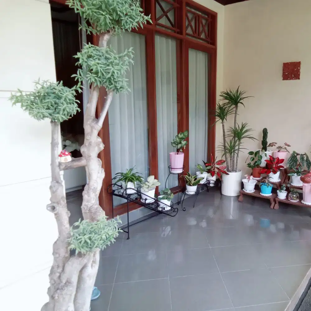 Jual Murah Rumah 2Lantai Di Taman Rempoa Indah, Tangerang Selatan.