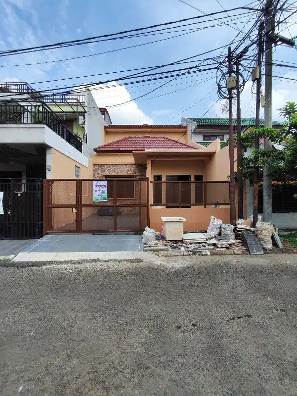 Dijual Rumah Rapi Siap Huni di Nusaloka Bsd Tangsel