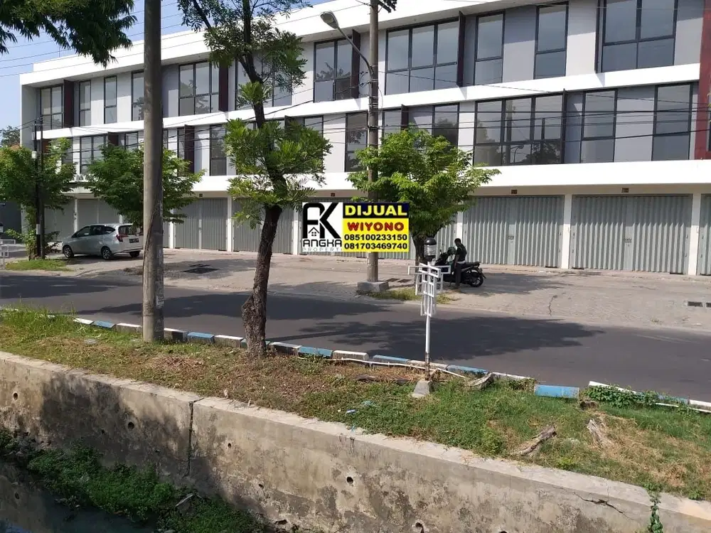 Ruko Manyar Jaya Parkir Luas Tersedia 3 unit