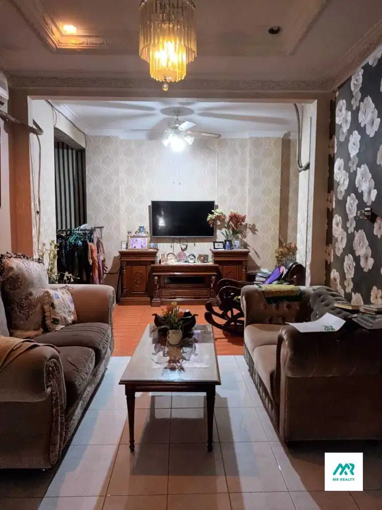 jual rumah Gading serpong 2 Lantai 234 meter SHM Hadap Utara Tangsel