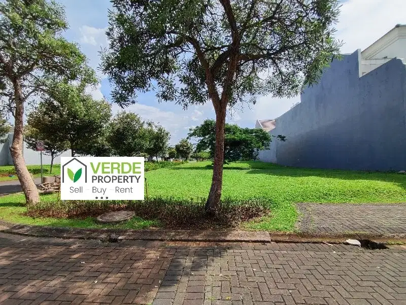 Kavling Hoek di Greenwich BSD City