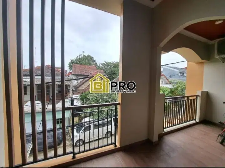 Dijual rumah dlm komplek di cimanggis depok