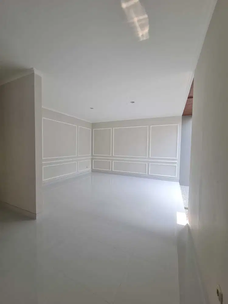 Di jual rumah cantik baru renovasi di dalam cluster