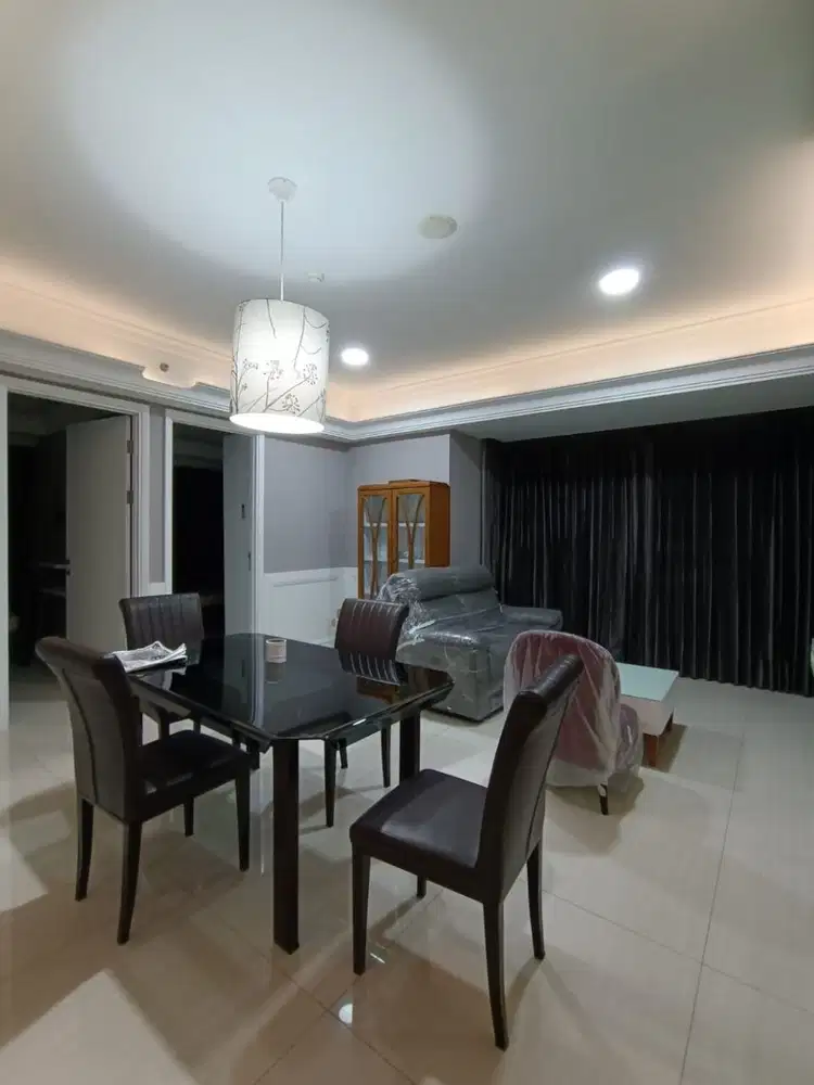 DISEWAKAN KONDOMINIUM LARIZ MANSION FULL FURNISH MEWAH
