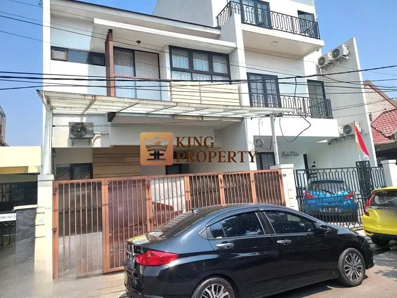 Dijual Cepat! Rumah Tomang 3,5 Lantai – SHM, Nyaman, Dekat Tol & Mall