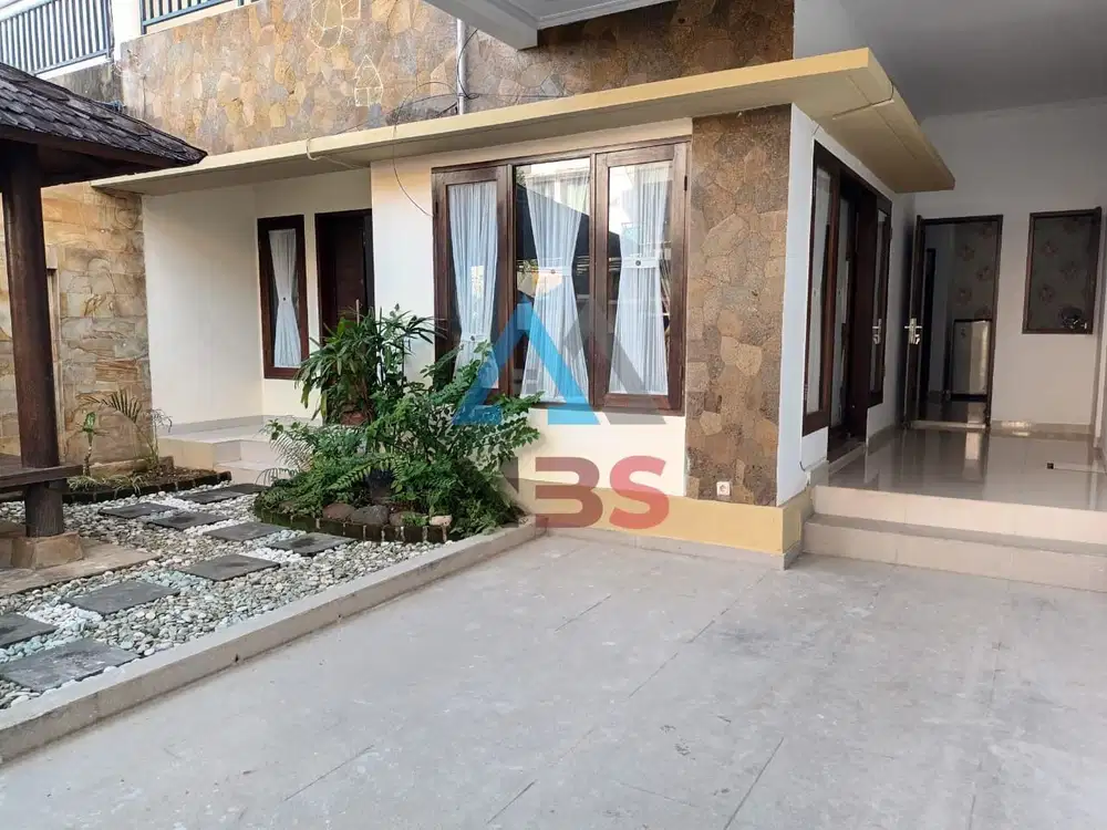 FOR SALE RUMAH SEMI VILLA JIMBARAN BAWAH BADUNG BALI