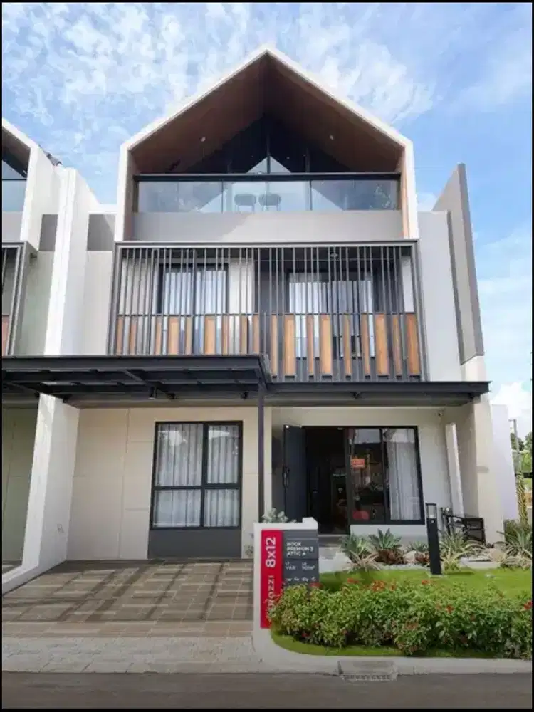 Dijual Rumah Premium Attic Strozzi Summarecon Serpong