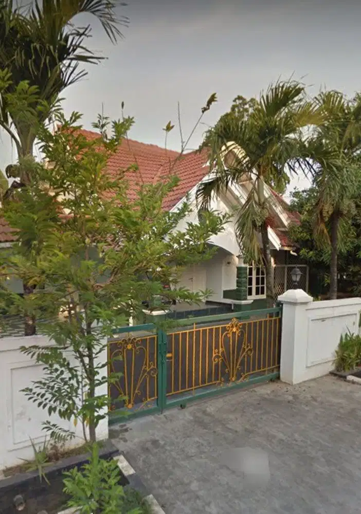 RUMAH ASRI NYAMAN Luas tanah 424m2 JATIWARINGIN ASRI