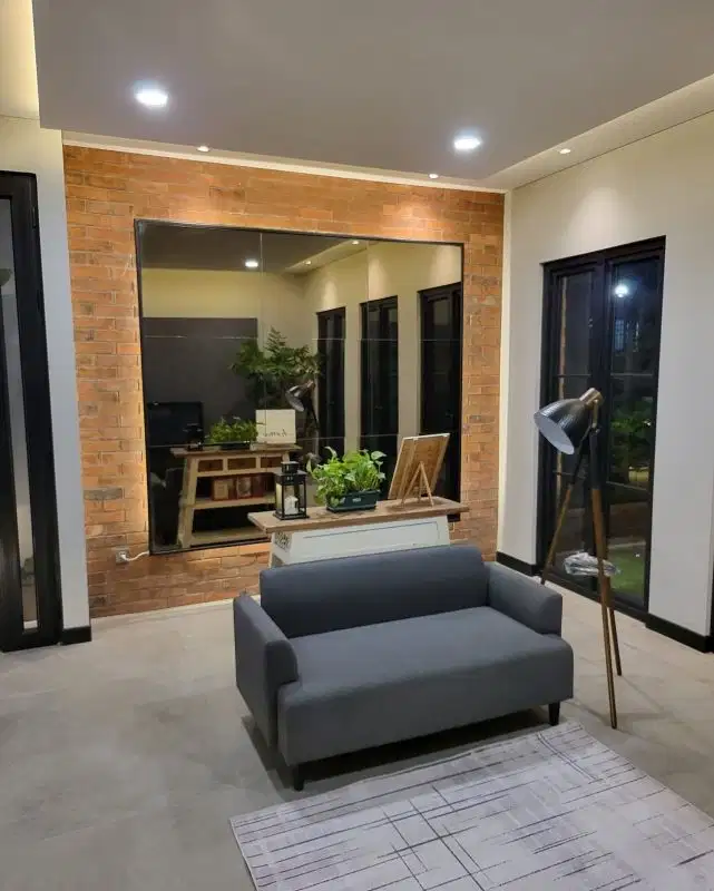 Rumah Baru di Pondok Indah dengan Kolam Renang