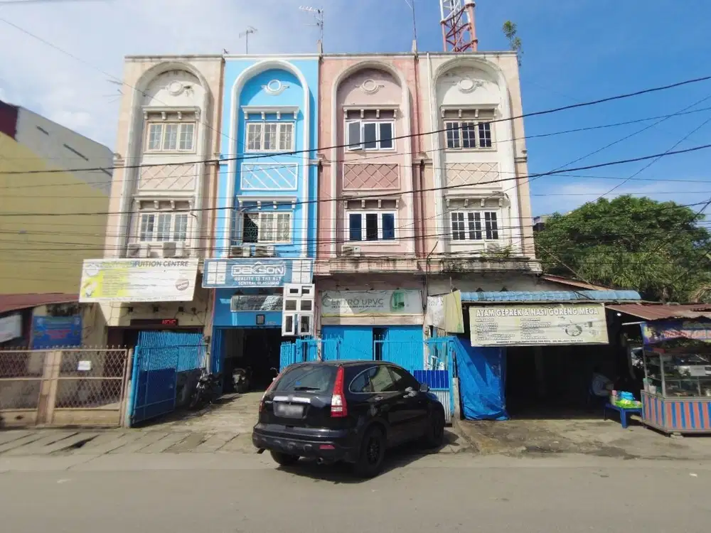 Ruko di Jalan Mandala ( Dekat SPBU )