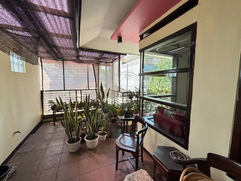 JUAL RUMAH FULL BETON DEKET TOL DI KOMPLEK KOPO ELOK