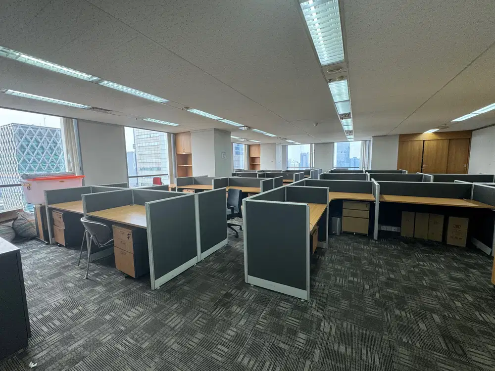 Sewa Ruang Kantor Furnished di Menara Thamrin 209m2 Jakarta Pusat