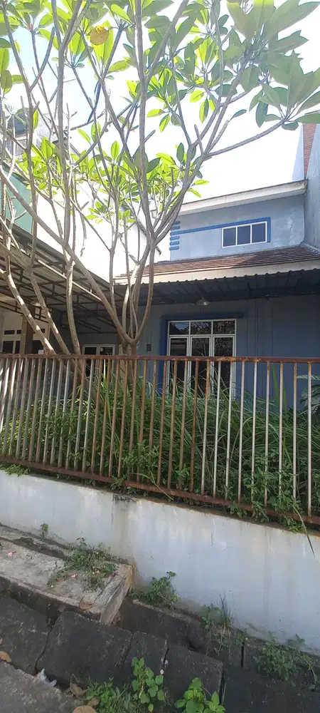 Dijual Rumah SHM Siap Huni Luas 112 m di Bukit Golf