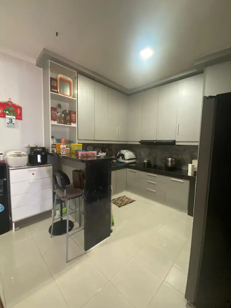 Dijual Rumah Semifurnish Boston Village siap huni sudah perluasan