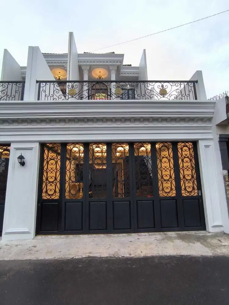 Rumah Eropa Classic di Jati Padang Pasar Minggu Jakarta Selatan