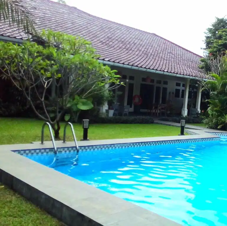 Rumah Hitung Tanah dekat kemang raya,jakarta selatan