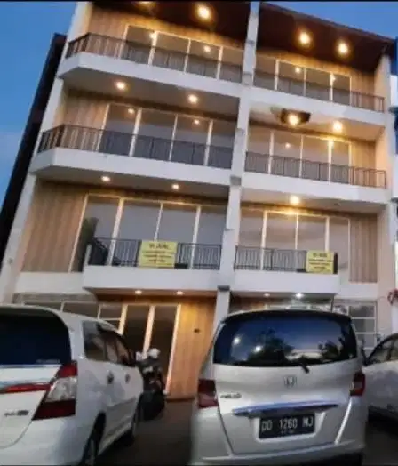 Ruko 4lt raya racing centre makassar