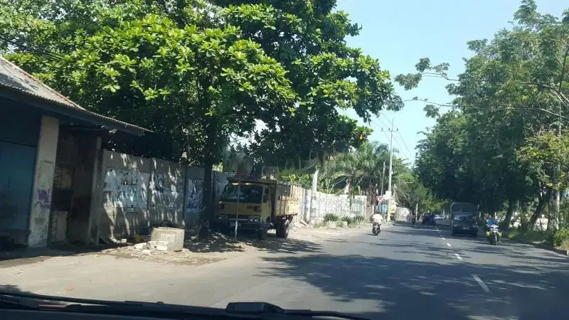 tanah raya arief rahman hakim