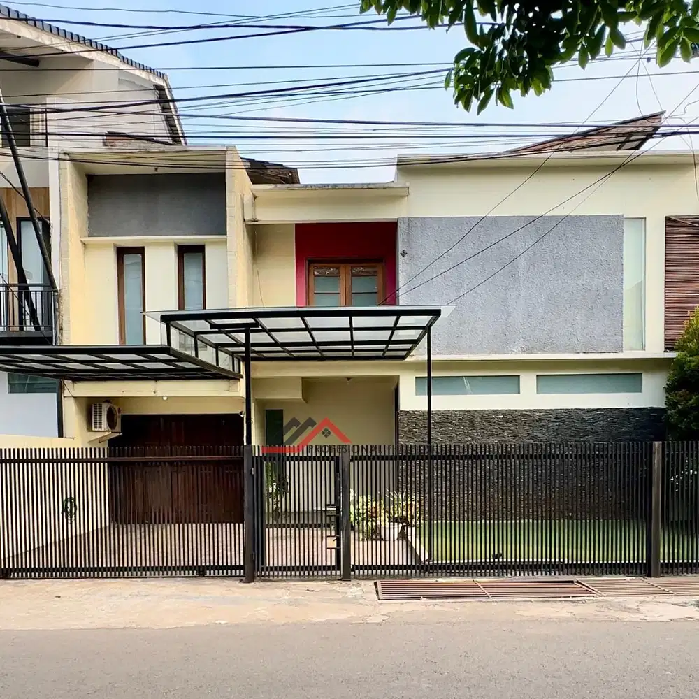 Rumah Siap Huni Akses Jalan Lebar Dekat Tol Simatupang