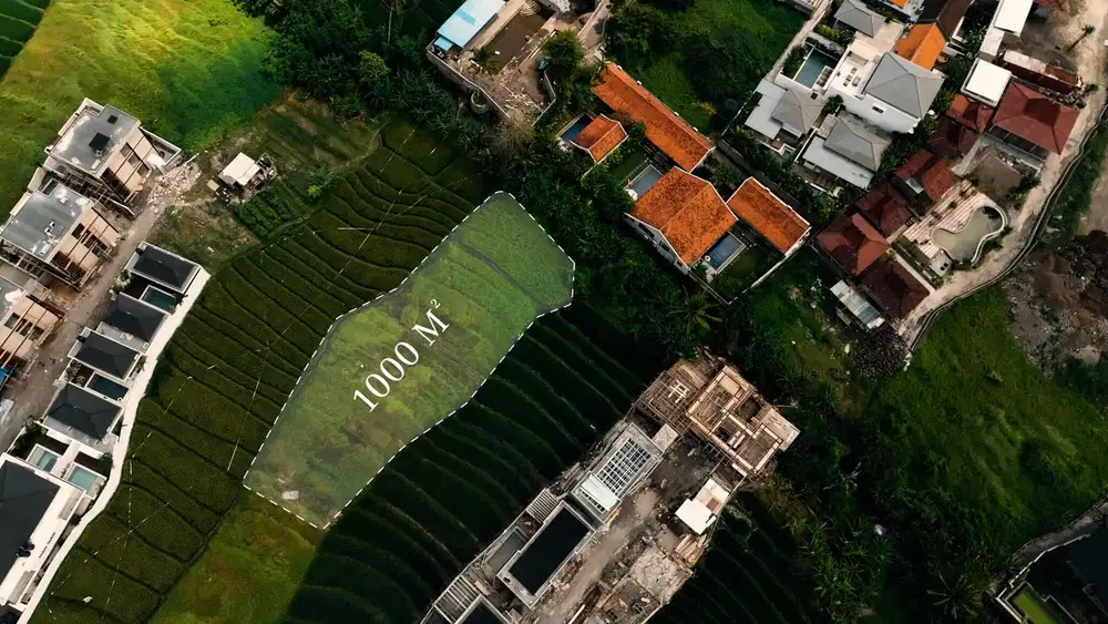 1,000 m² Land with Strategic Commercial Potential in Pererenan