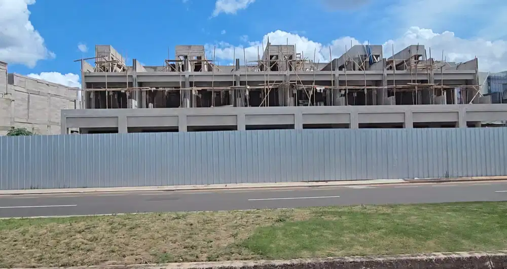 Jual cepat 3 gandeng ruko baru di Sorrento Gading Serpong