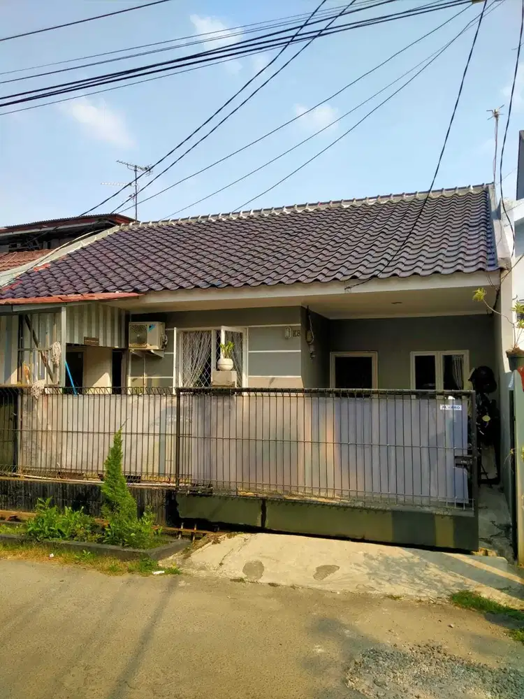 Rumaj dijual murah bangat di dekat  mall dan walkot tangerang selatan