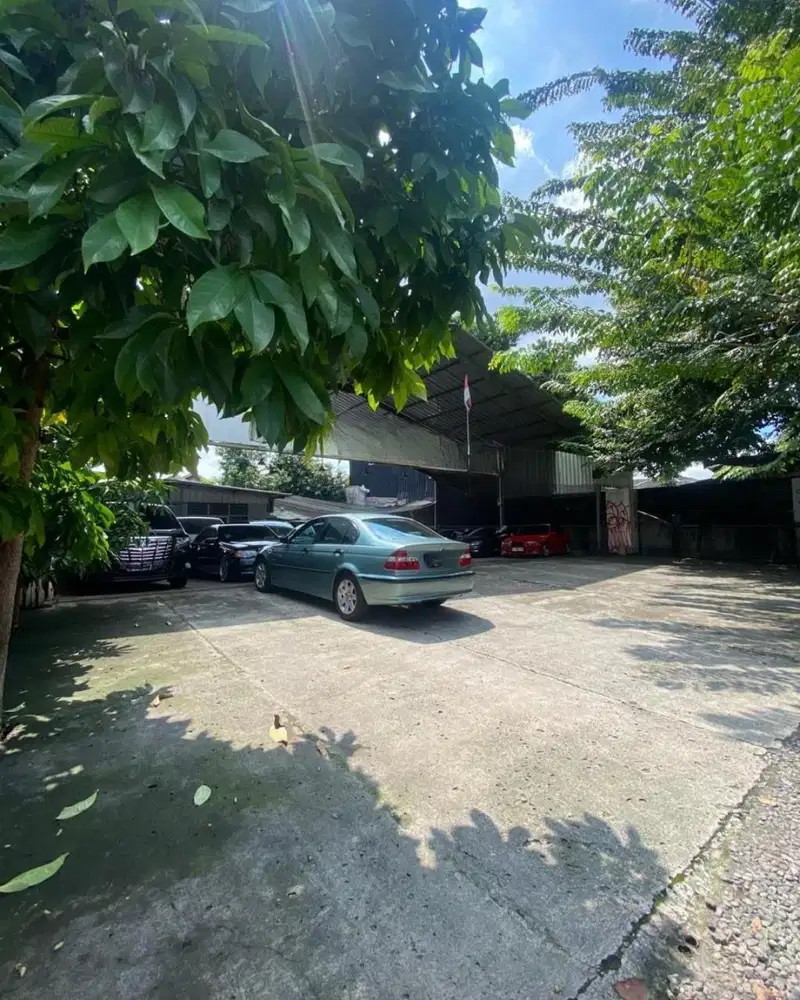 Disewa ex bengkel strategis dekat radio dalam, jakarta selatan