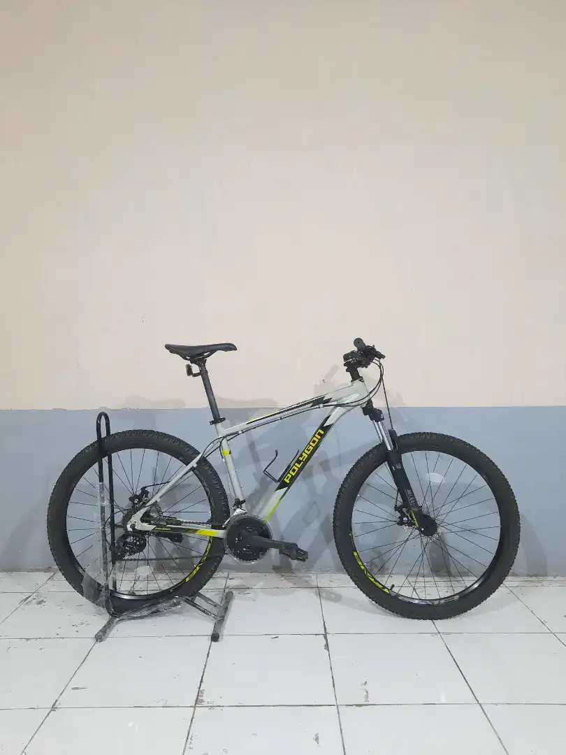 POLYGON CASCADE 3 TAHUN 2023