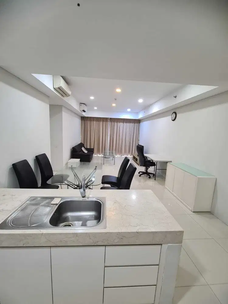 Dijual Apartemen St. Moritz Royal Tower 3BR Furnish