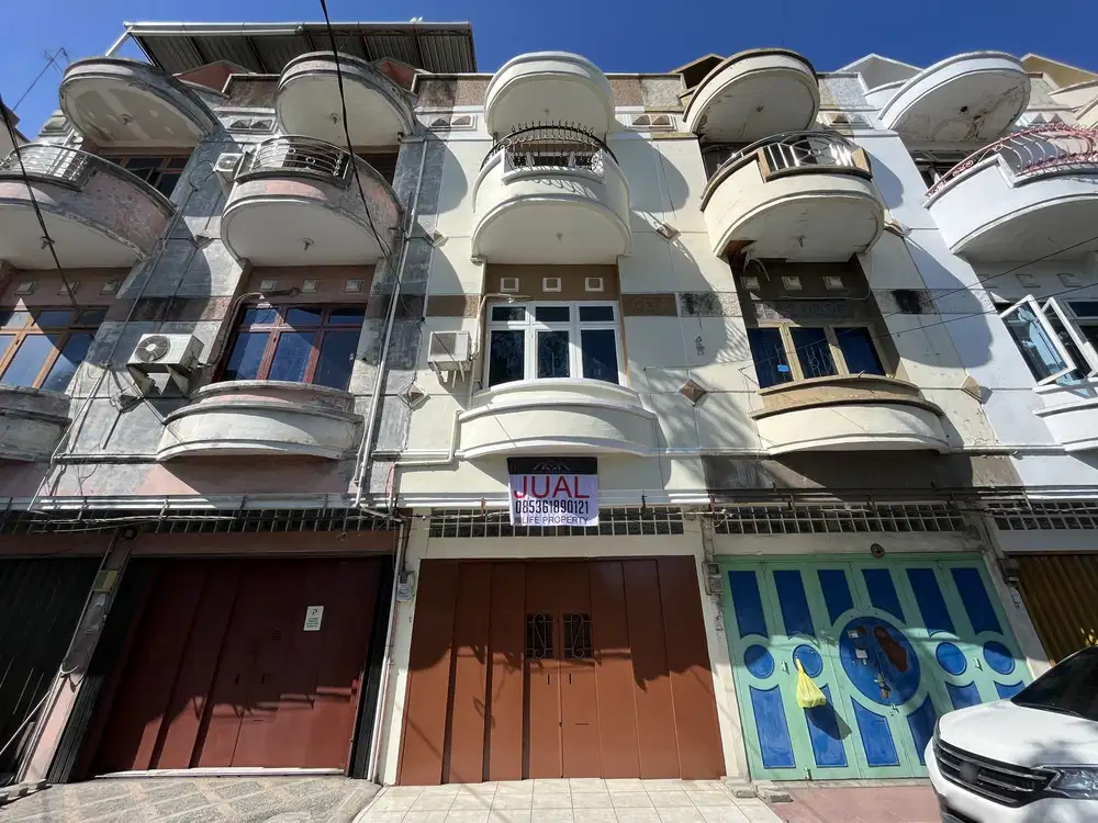 Ruko di Komplek Merbau Mas ( Sekip )