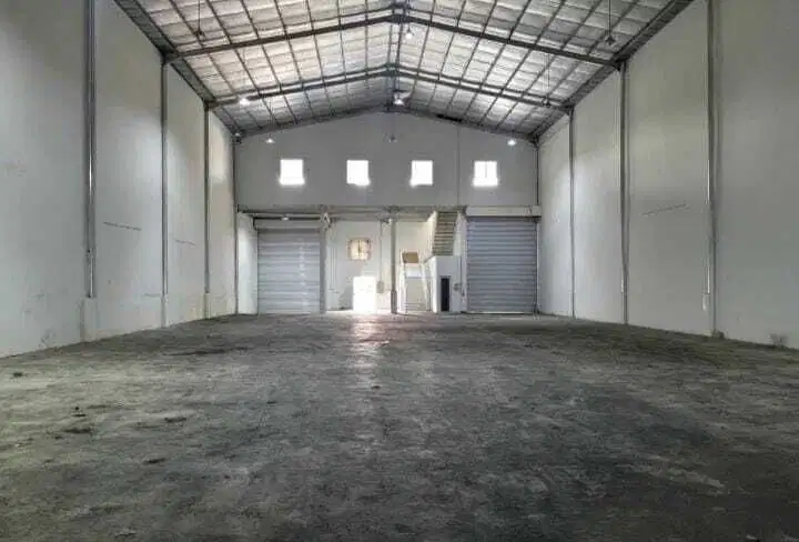 DI SEWAKAN GUDANG PLUS KANTOR DI DELTA SILICON CIKARANG 962 METER