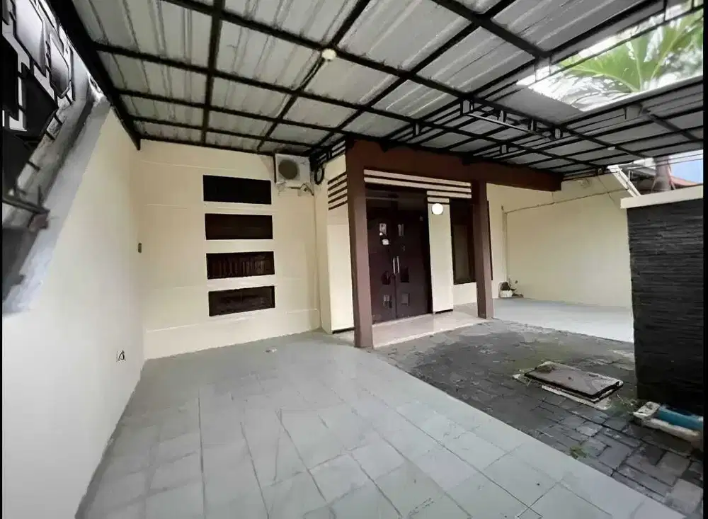‼️JUAL CEPAT ‼️ RUMAH JAMBANGAN GAYUNGAN PALM SPRING, BAGUS TERAWAT