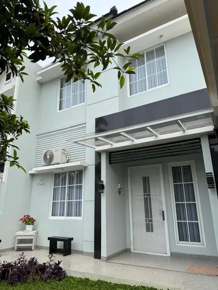 Rumah dijual di Serpong Park Siap Huni