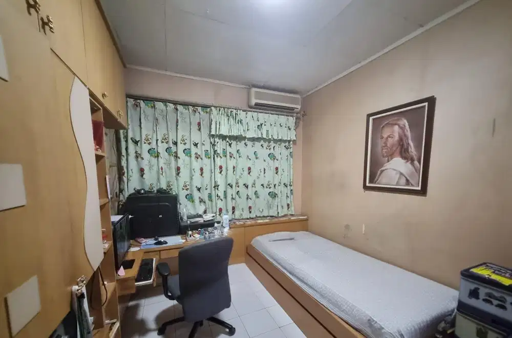 Rumah 2lt semi furnshed SHM Bumi Bintaro Permai  Jak Sel  CL 476