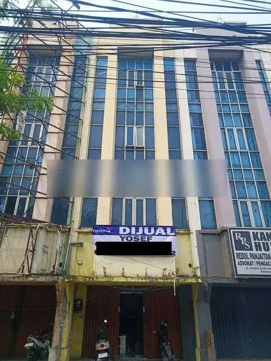 Ruko 4 lantai jalan besar modern land cikokol Tangerang