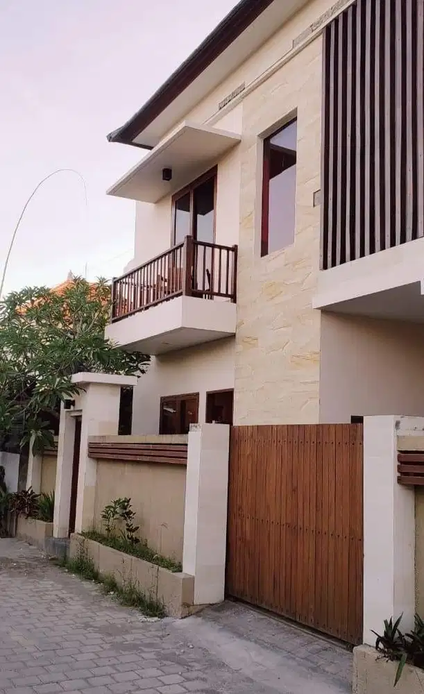 DIJUAL VILLA MEWAH 3 BEDROOM AREA SANUR