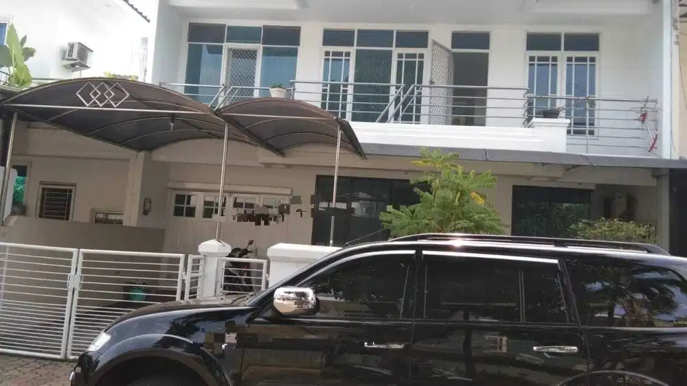 Rumah Rapih Siap Huni Disewakan di Modernland