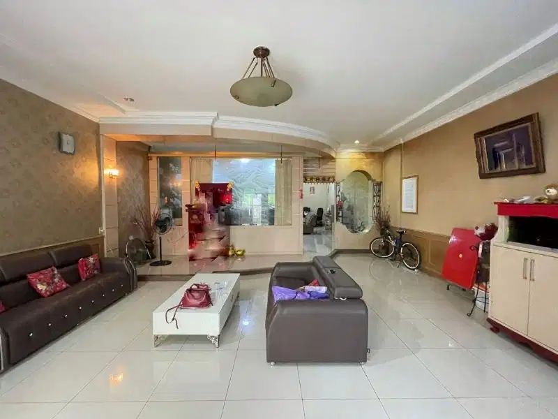 Villa Lebar 10 meter di Komplek Villa Makmur Garden