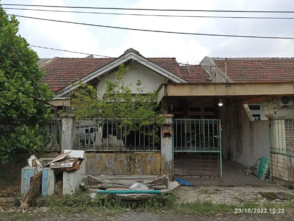 RUMAH HITUNG TANAH SIWALANKERTO. COCOK UNTUK KOS. DEKAT KAMPUS PETRA