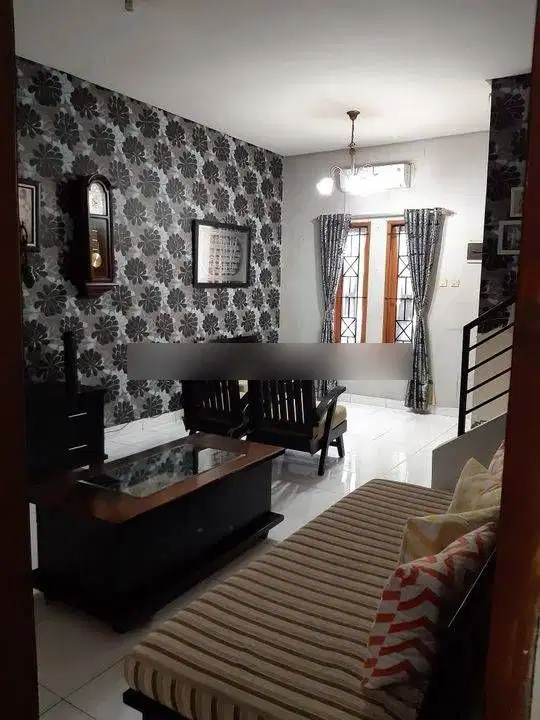 Dijual Cepat Rumah Di Cluster Mahkota Modernland