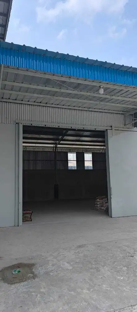 Disewakan Gudang Diluar kawasan cocok untuk gudang stock dll