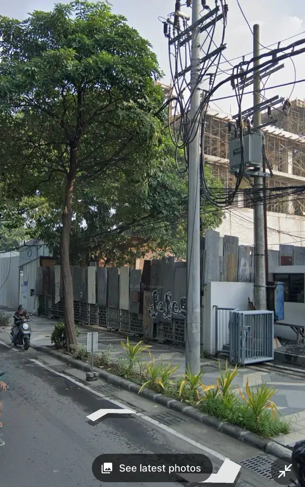 Raya diponegoro pusat kota Surabaya komersial area