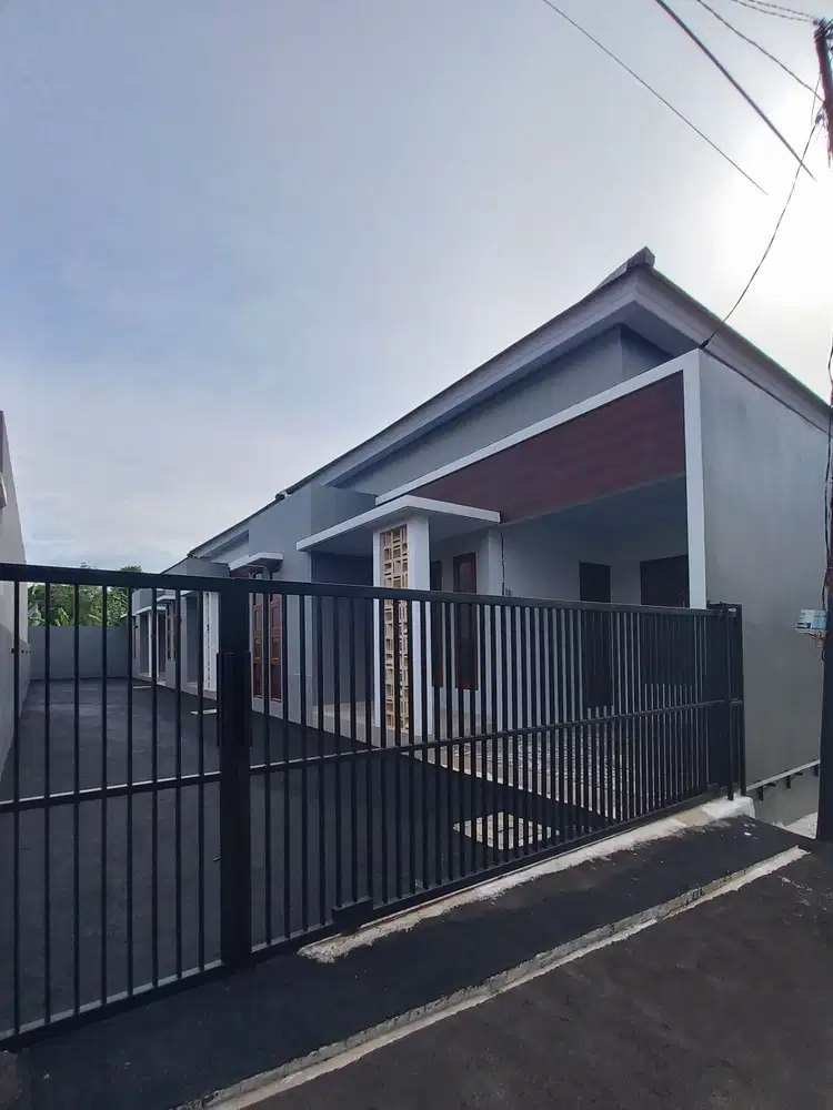 RUMAH MINIMALIS 3 KAMAR TIDUR SELANGKAH KE PINTU TOL SAWANGAN ( DESARI)