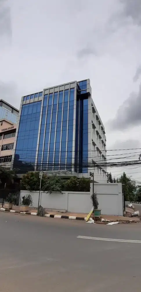 Gedung Brand New Lokasi Strategis Raden Saleh